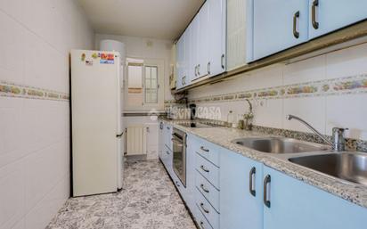 Kitchen of Flat for sale in  Barcelona Capital  with Air Conditioner, Heating and Terrace