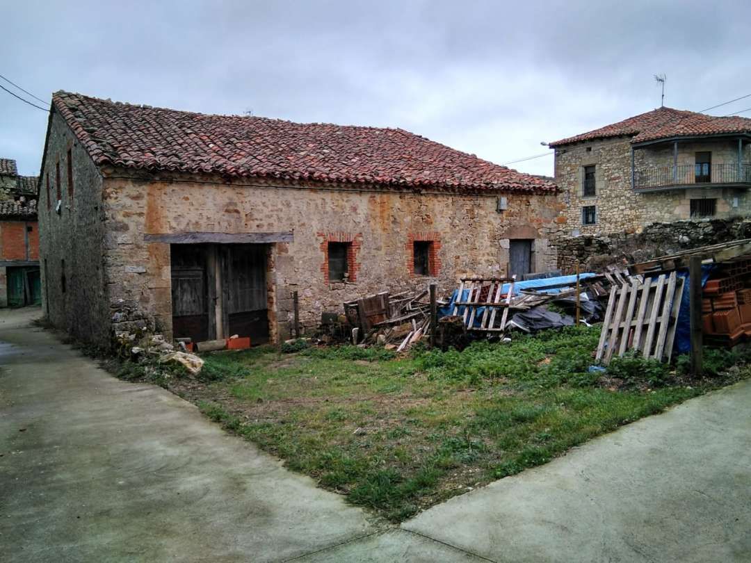Exterior view of Industrial buildings for sale in Los Altos
