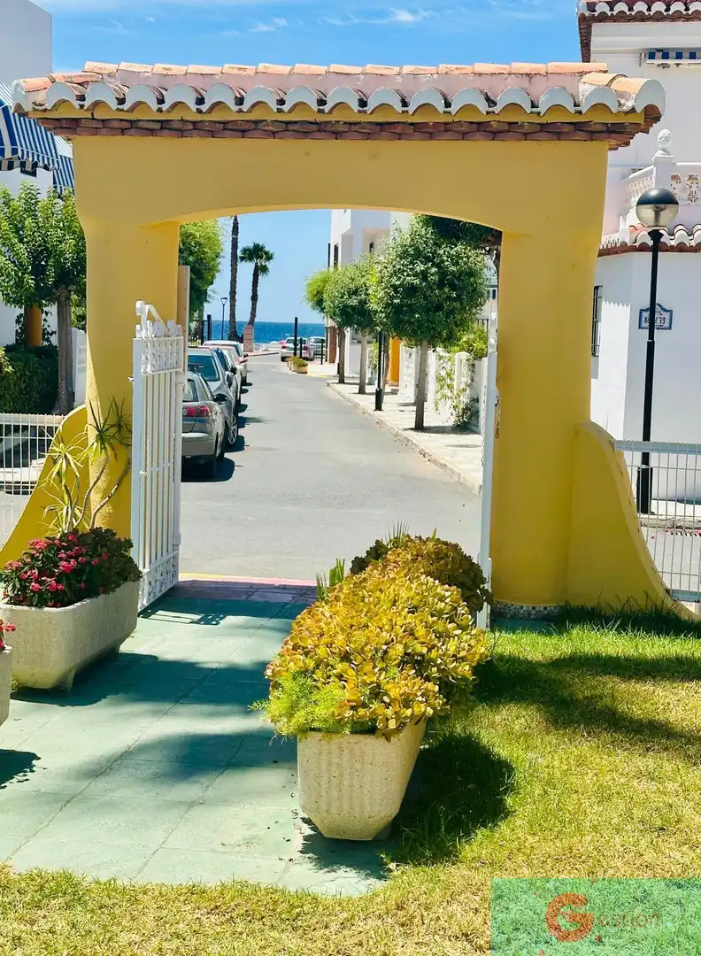 Detached house with pool for sale in Salobreña Costa, imagen 5