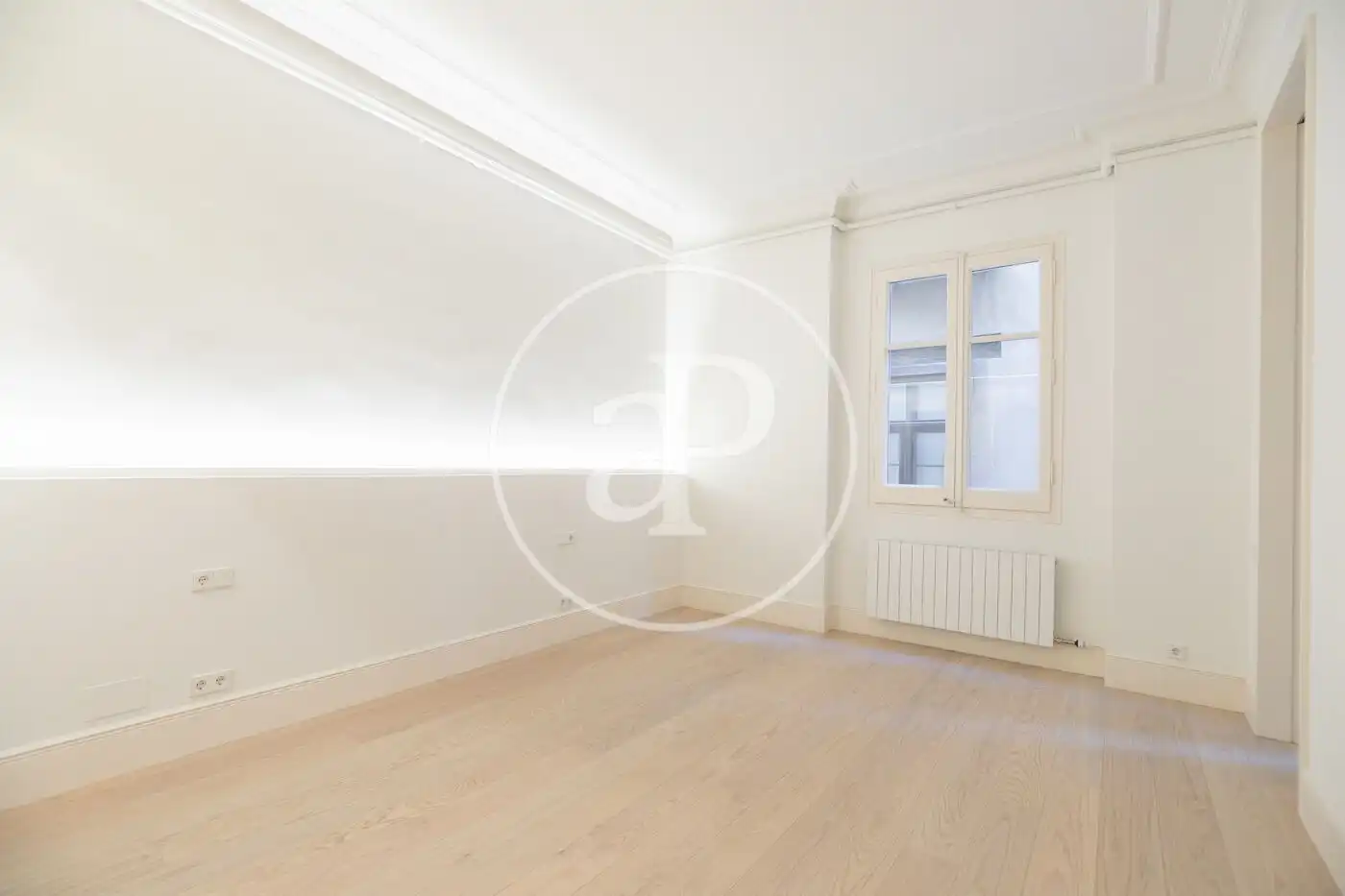Habitación de Piso en venta en Barcelona con Aire acondicionado, Calefacción y Jardín privado