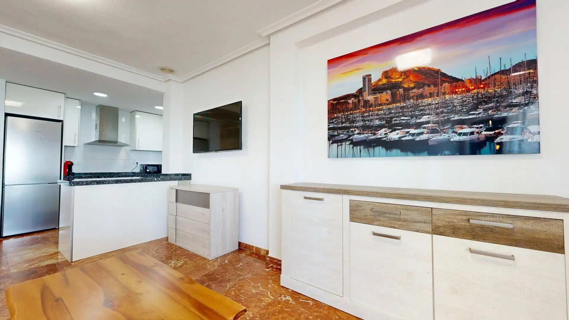 Cuina de Apartament de lloguer en Elche / Elx amb Aire condicionat, Jardí privat i Terrassa