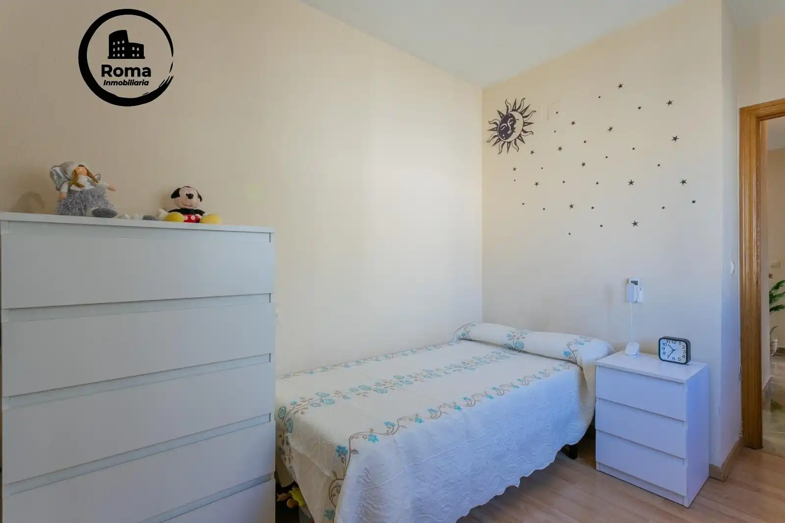 Dormitori de Casa adosada en venda en Granada