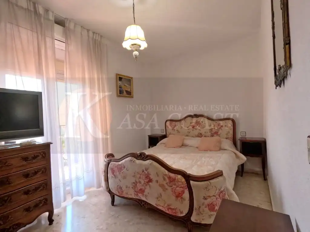 Habitación de Piso en venta en Fuengirola con Aire acondicionado, Jardín privado y Terraza