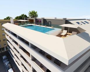 Swimming pool of Flat for sale in Fuengirola  with Air Conditioner, Heating and Terrace