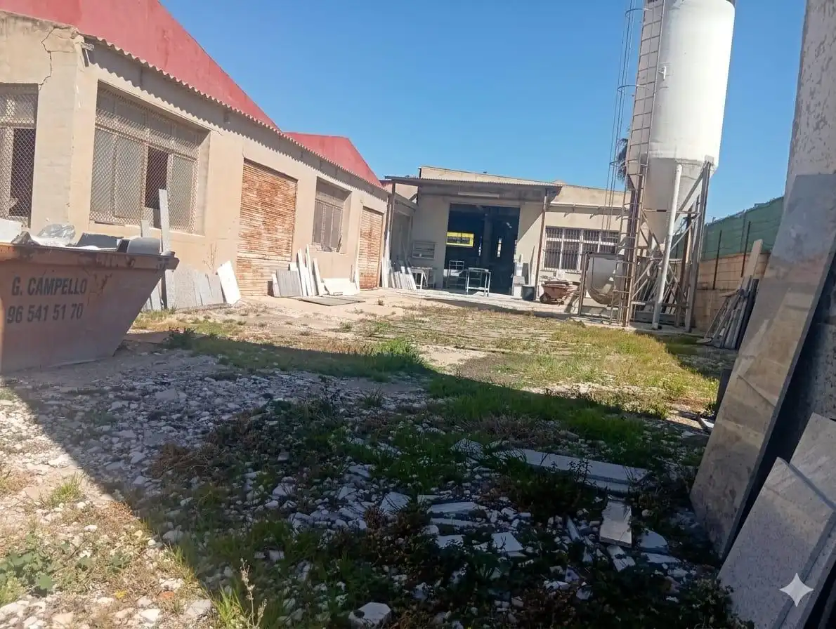 Nau industrial en venda en Santa Pola