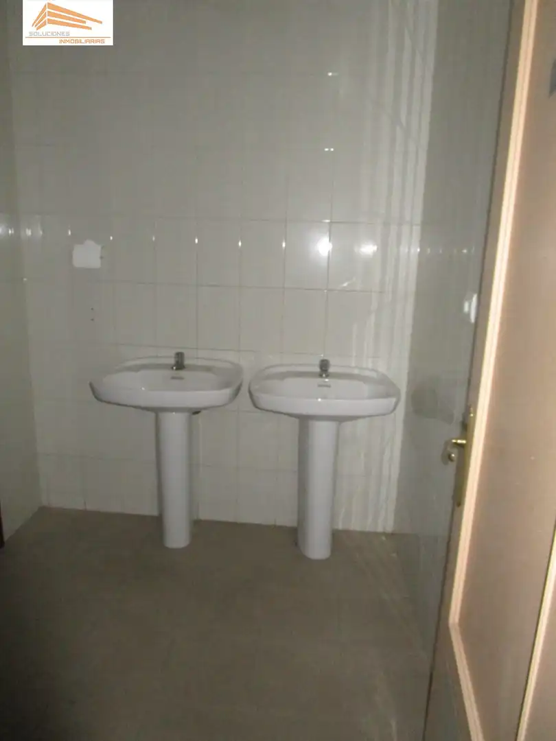 Badezimmer von Gebäude zum Verkauf in Tudela de Duero