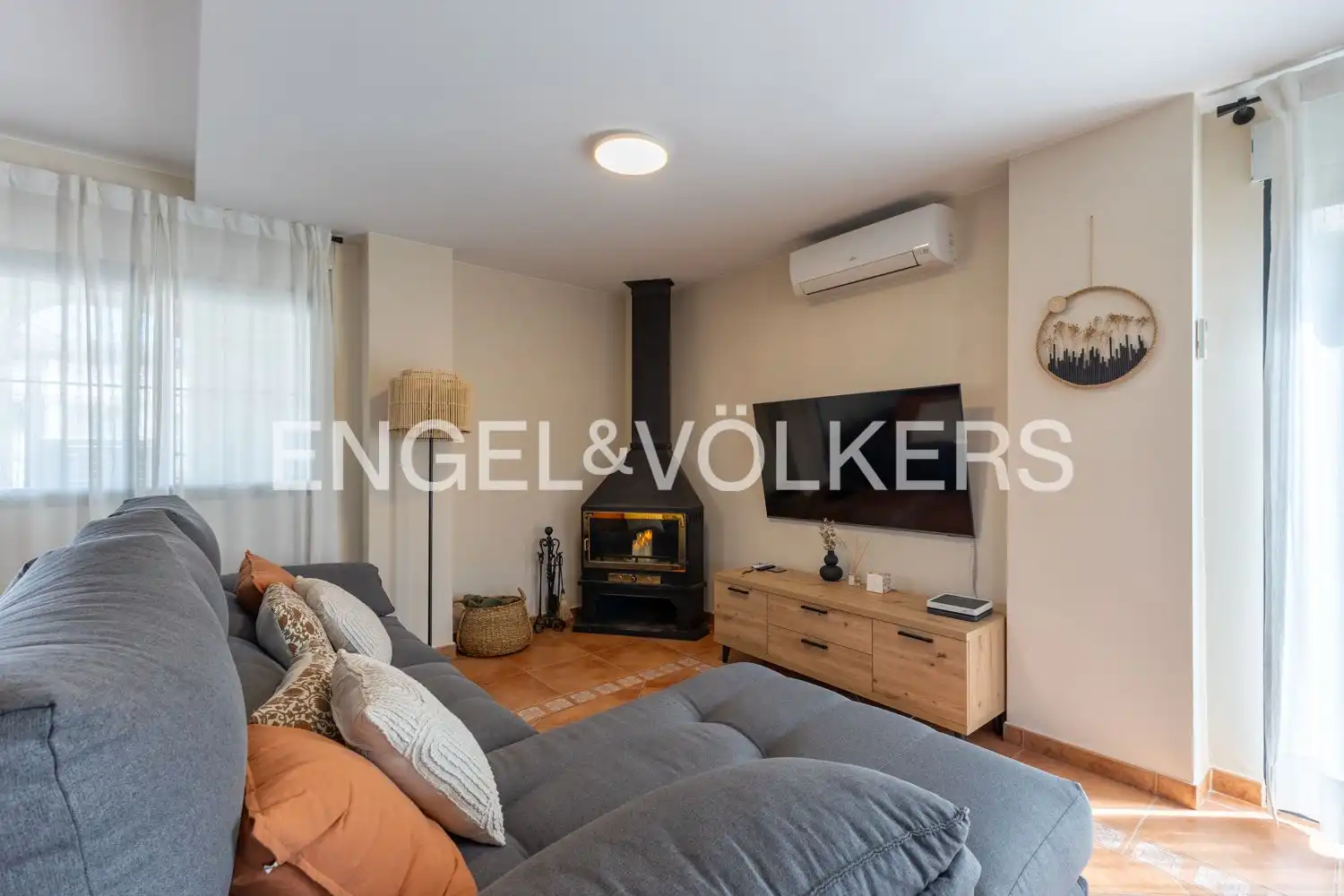 Sala d'estar de Casa o xalet de lloguer en Daimús amb Aire condicionat, Calefacció i Terrassa