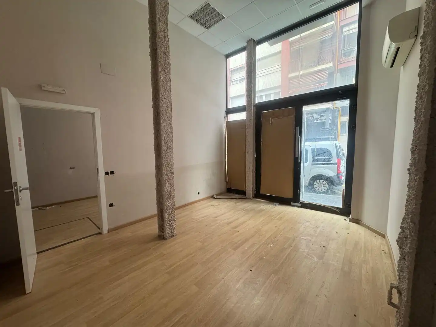 Gewerbefläche zum Verkauf in Nou Eixample Sud, imagen 2