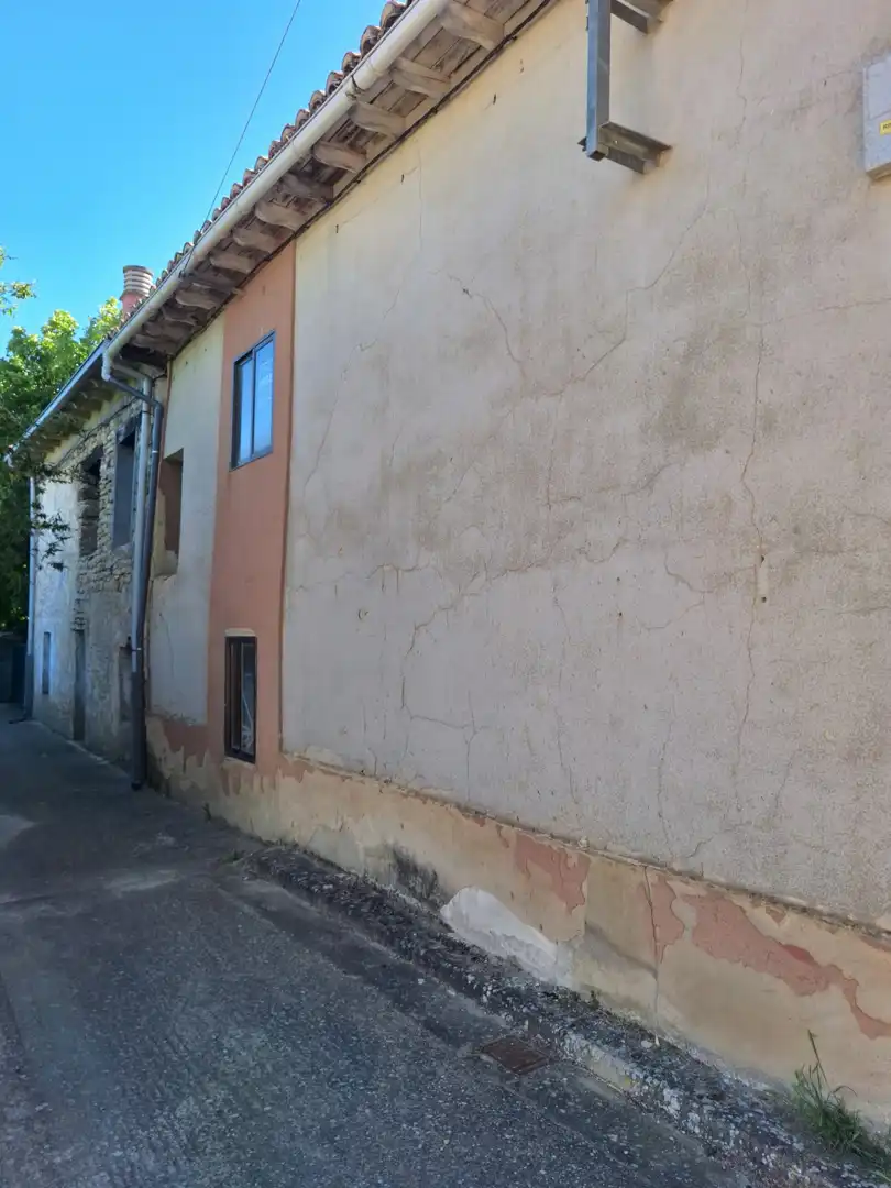 Vista exterior de Casa o xalet en venda en Pomar de Valdivia amb Traster i Moblat