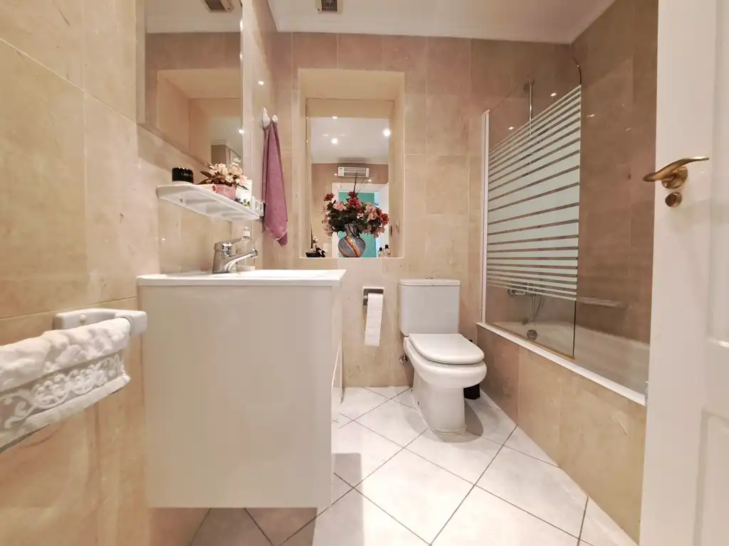 Bathroom of Houses for sale in Dénia  with Air Conditioner, Heating and Private garden