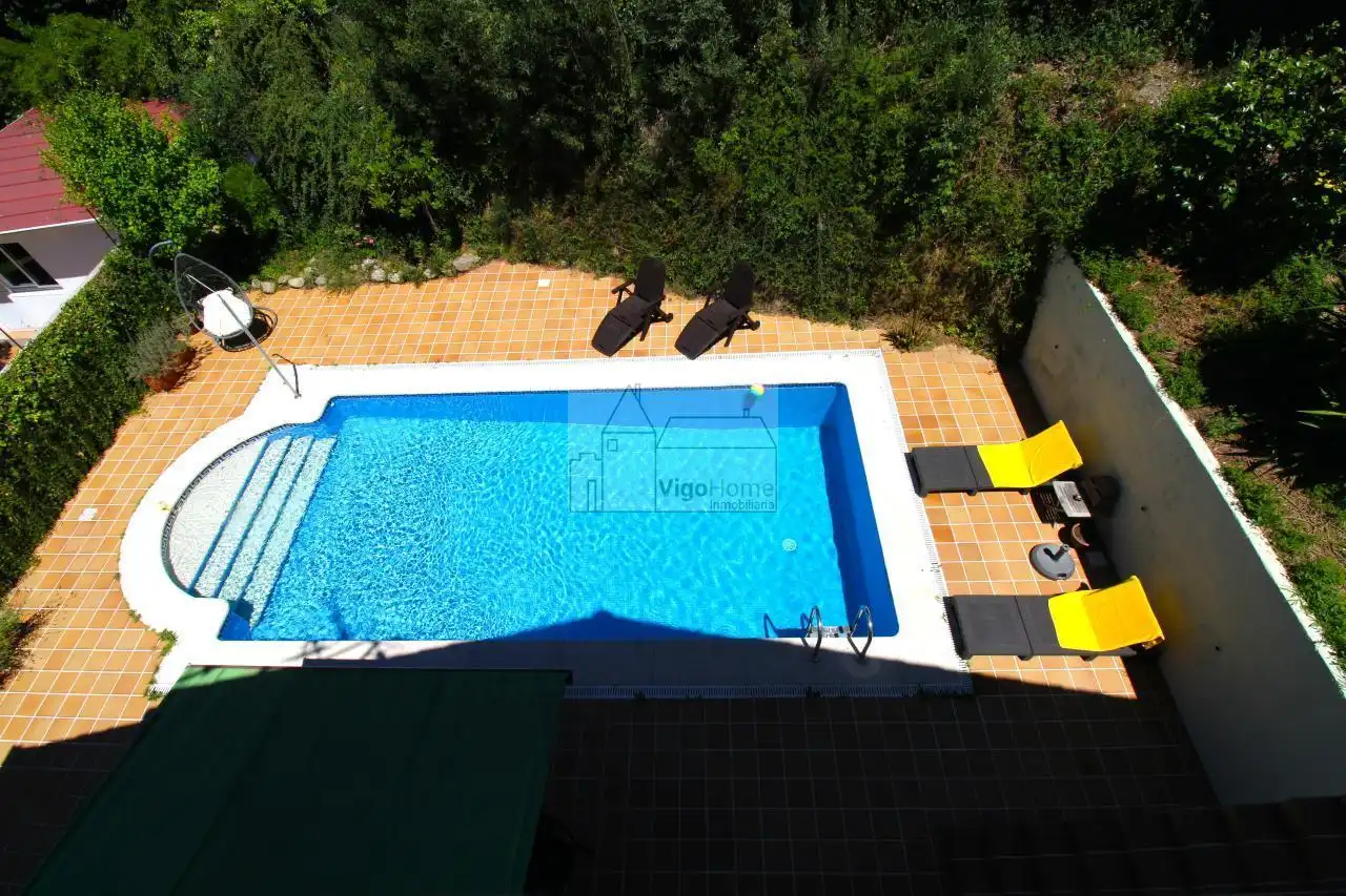 Piscina de Casa o chalet en venta en Mos con Calefacción, Jardín privado y Trastero
