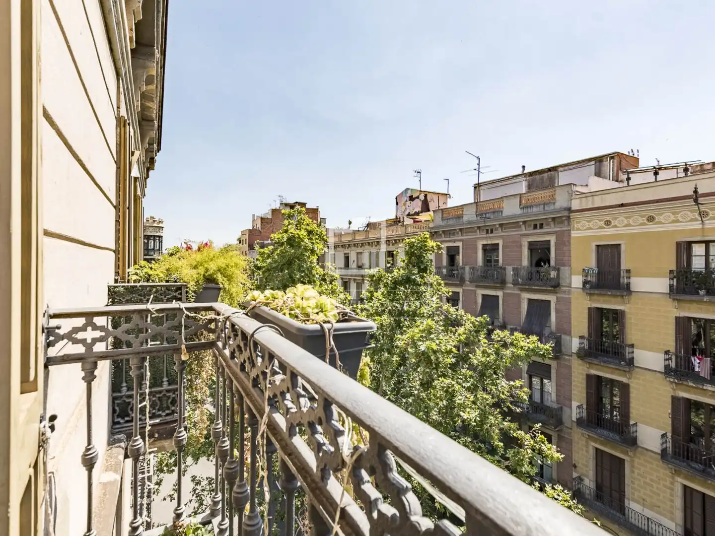 Terrasse von Wohnung zum Verkauf in Barcelona mit Klimaanlage, Parkett und Terrasse