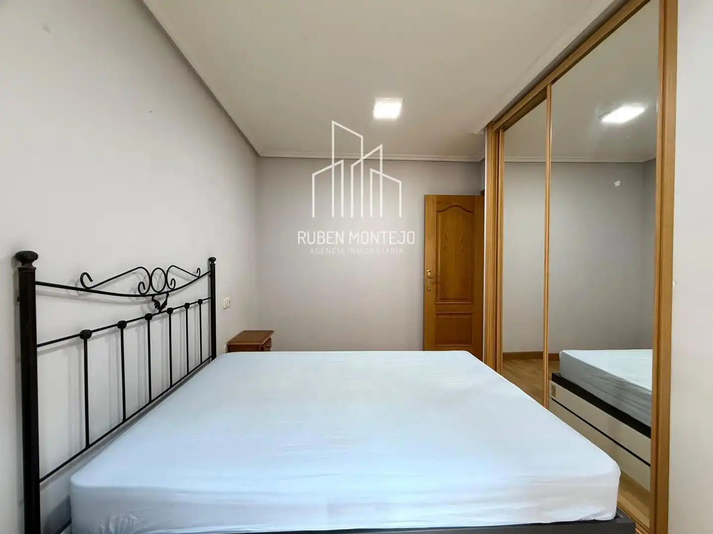 Habitación de Piso en venta en Salamanca con Calefacción, Terraza y Amueblado