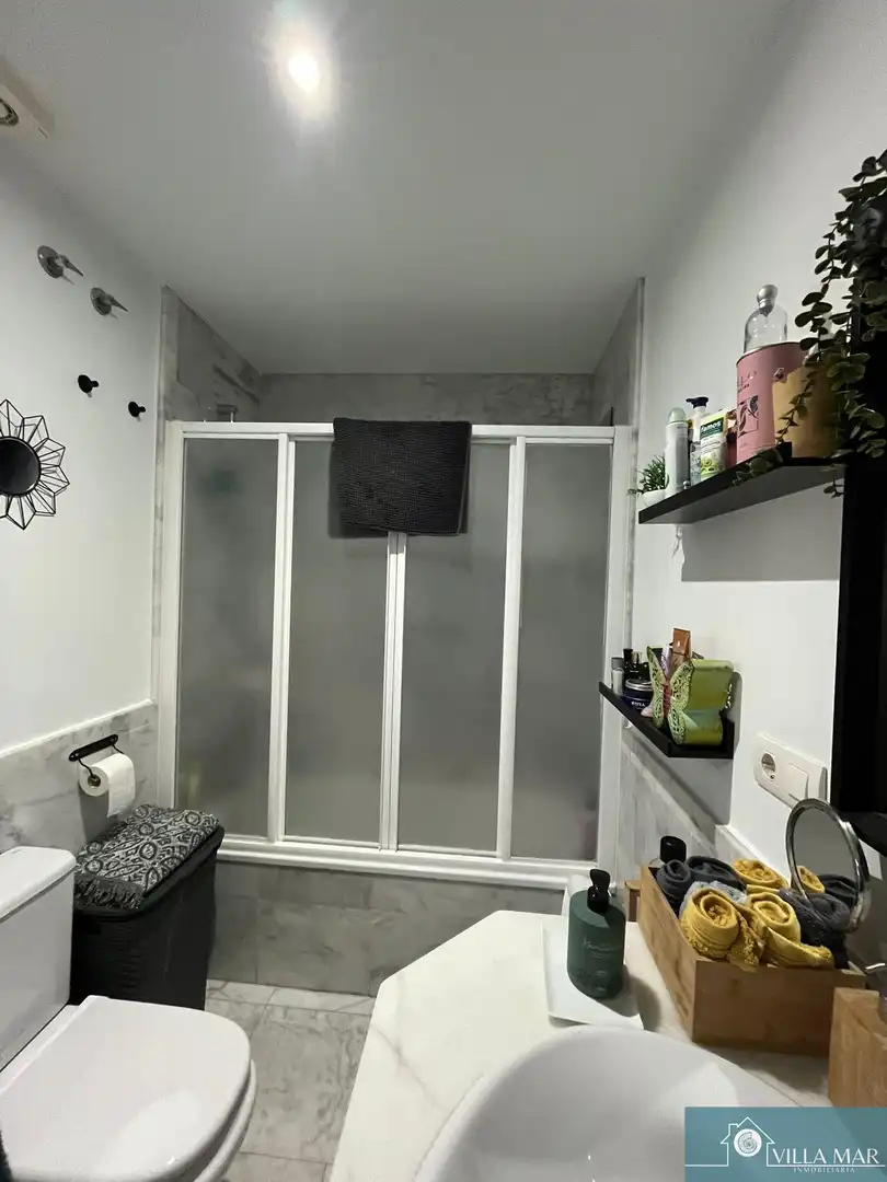 Bathroom of Flat for sale in Rota  with Terrace, Storage room and Community pool