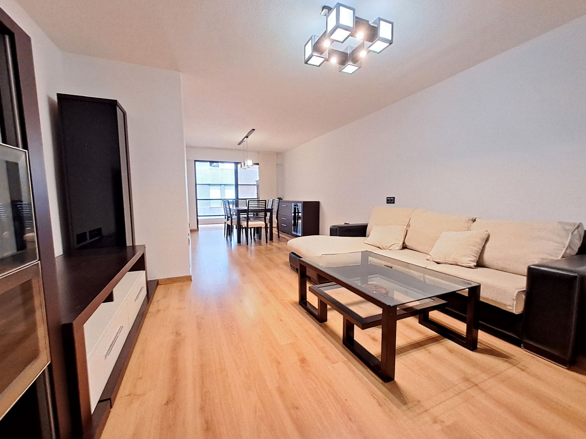 Living room of Flat to rent in  Santa Cruz de Tenerife Capital  with Air Conditioner, Parquet flooring and Furnished
