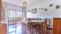 Menjador de Apartament en venda en Roquetas de Mar amb Terrassa