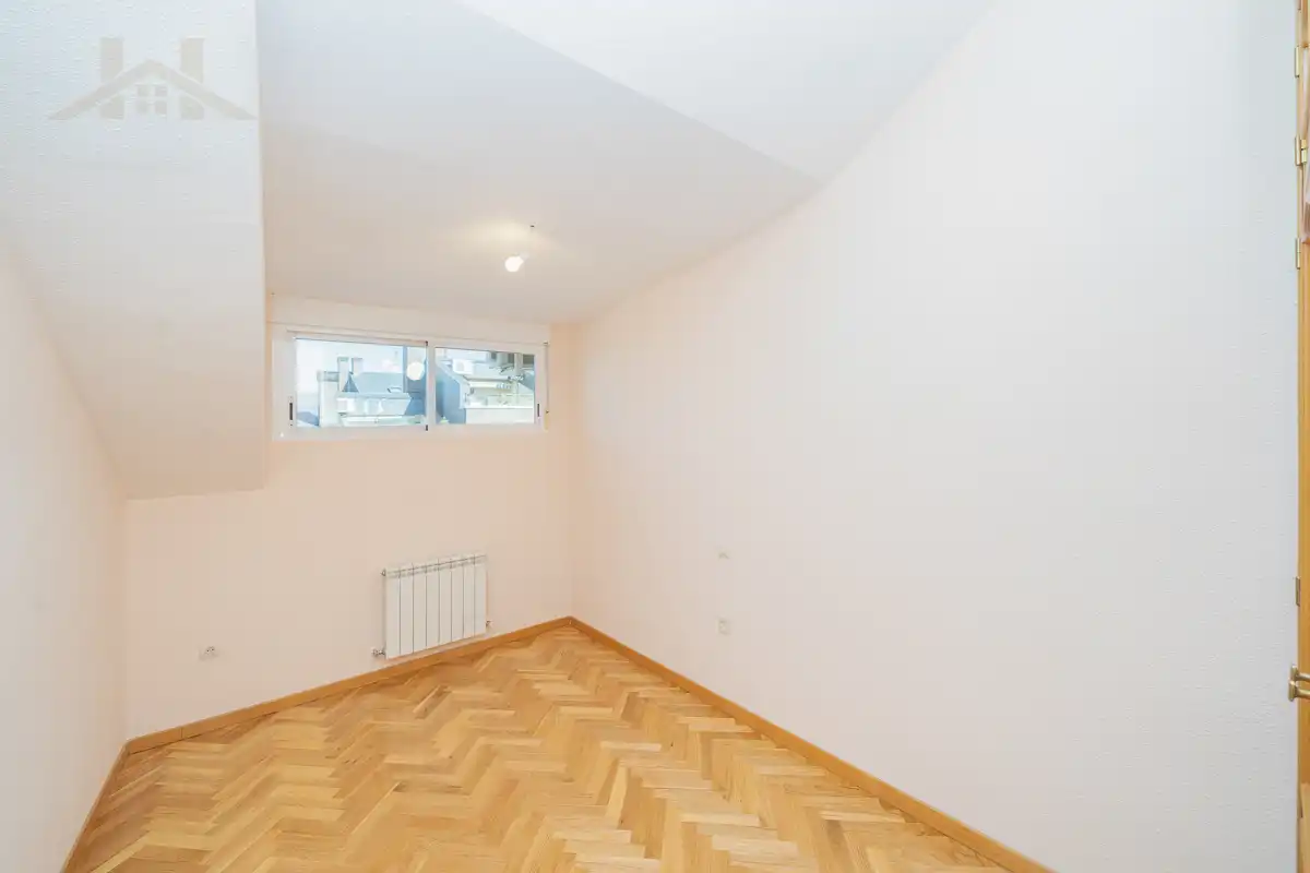 Dúplex en venta en Torrelodones con Aire acondicionado, Calefacción y Parquet