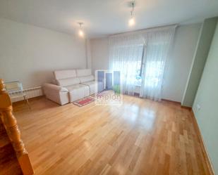 Living room of Flat for sale in Burgos Capital  with Storage room