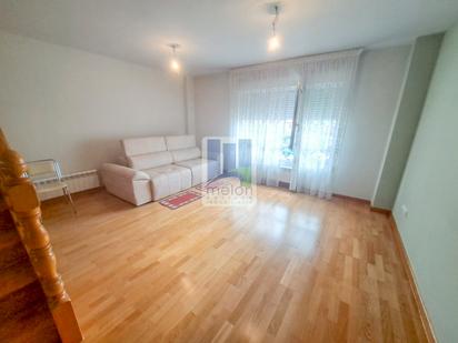 Living room of Flat for sale in Burgos Capital  with Storage room