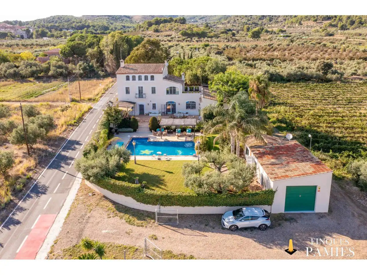 Vista exterior de Casa o chalet en venta en La Selva del Camp con Calefacción, Jardín privado y Terraza