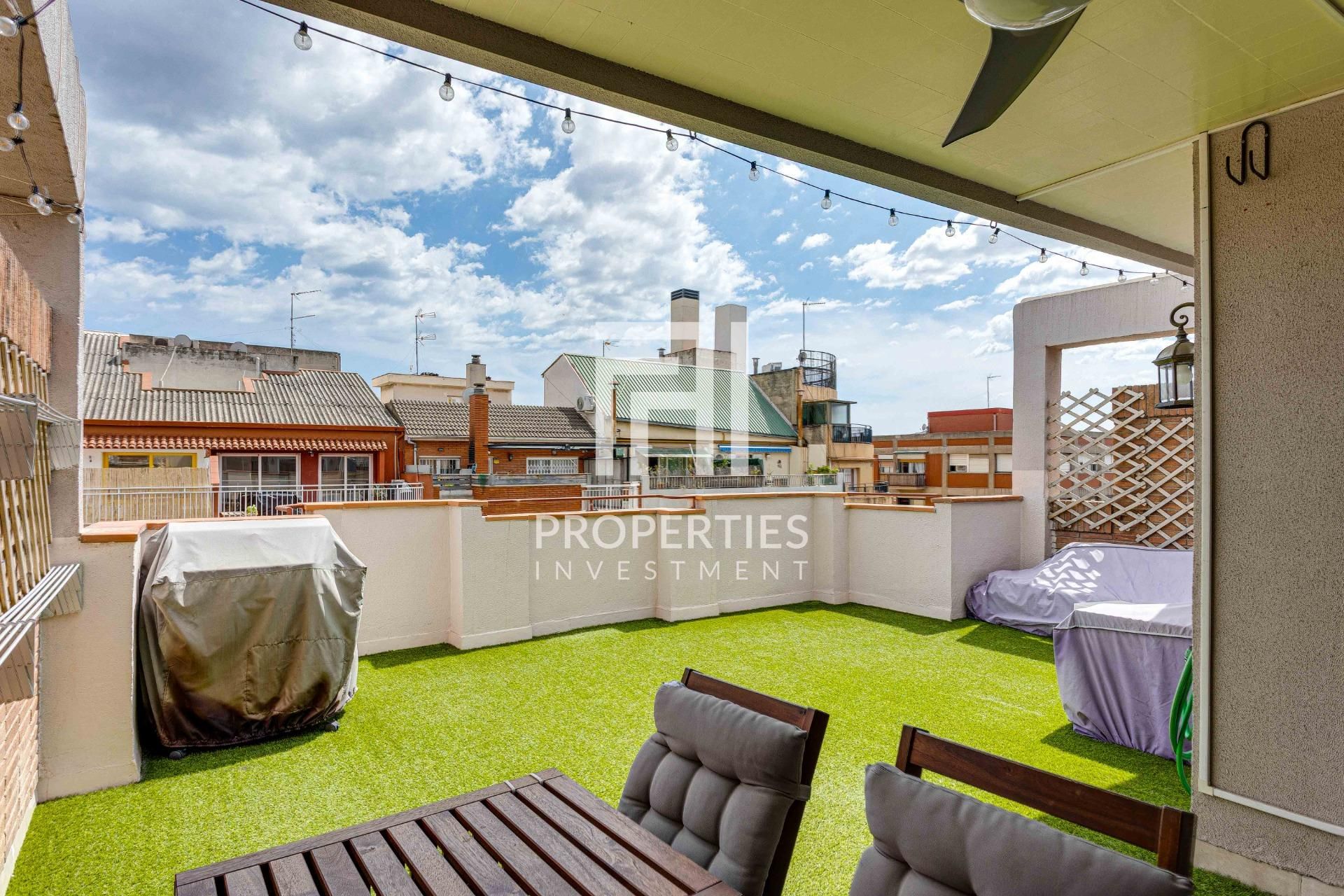 Terrace of Attic for sale in  Barcelona Capital  with Air Conditioner, Heating and Parquet flooring