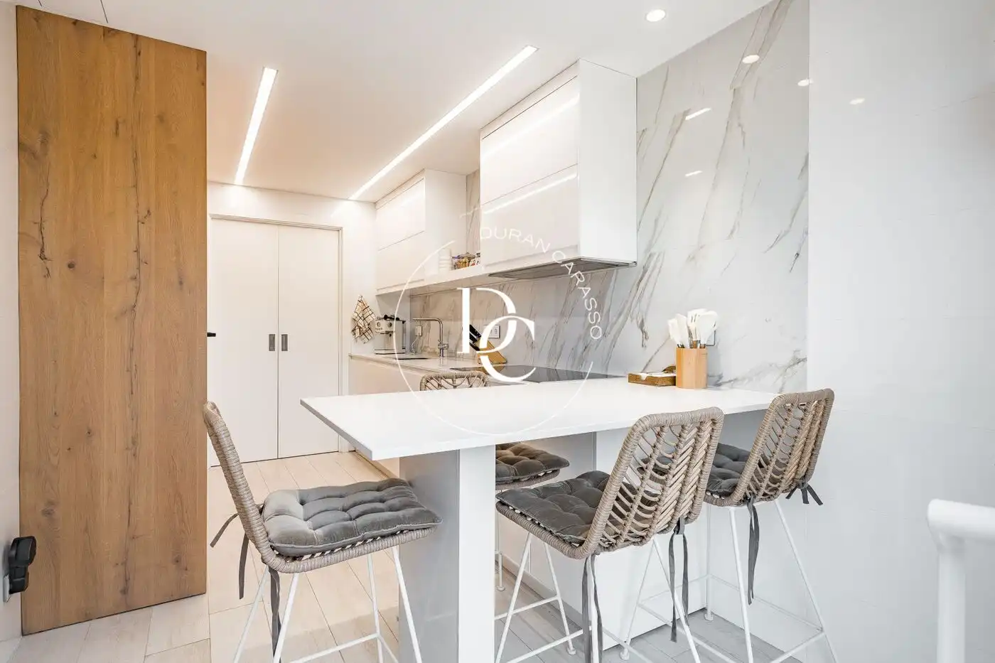 Cocina de Casa o chalet en venta en Sant Joan Despí con Aire acondicionado, Calefacción y Jardín privado