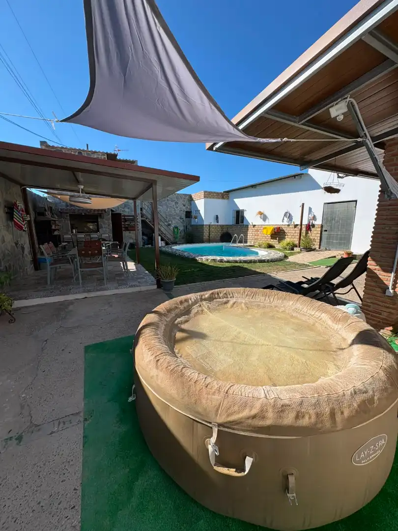 Piscina de Casa o xalet en venda en Sanlúcar de Barrameda amb Jardí privat, Piscina i Moblat