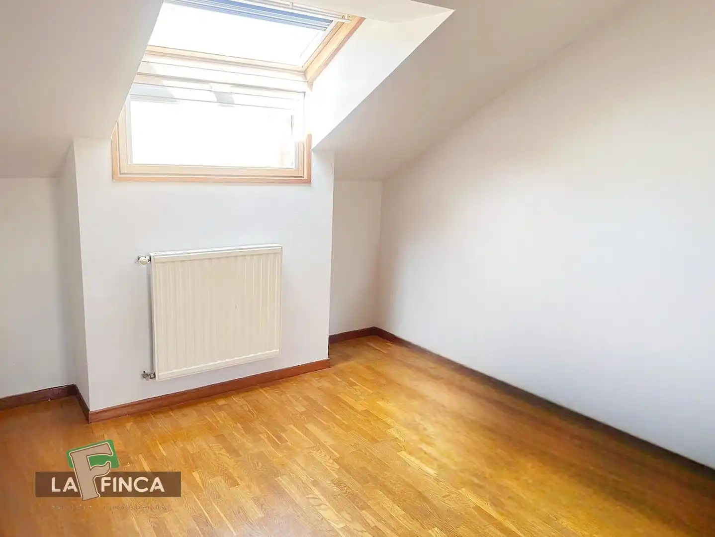 Bedroom of Flat for sale in Carreño  with Heating, Storage room and Furnished
