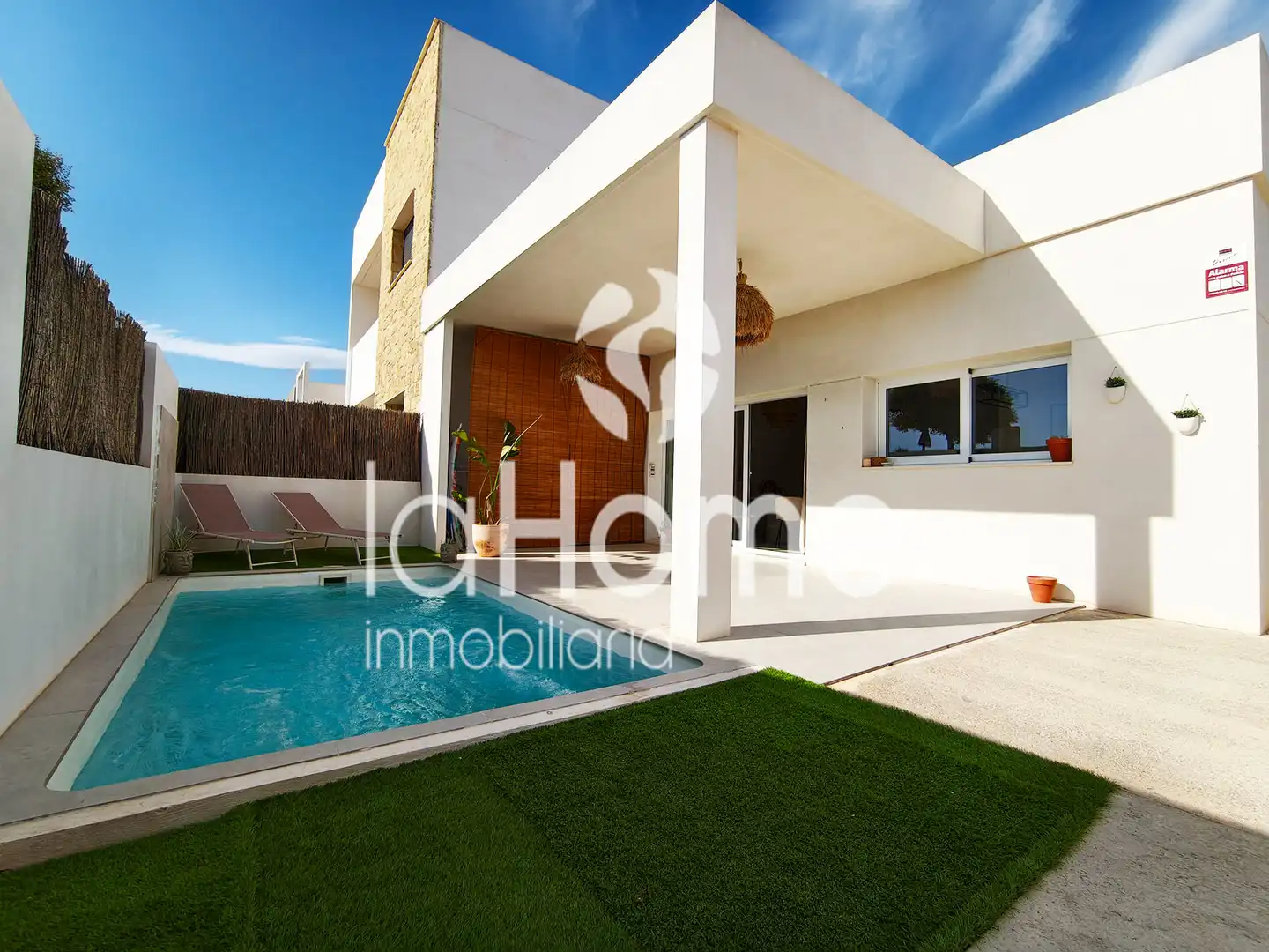 Casa bifamiliare con piscina in vendita a Benissanó, imagen 2
