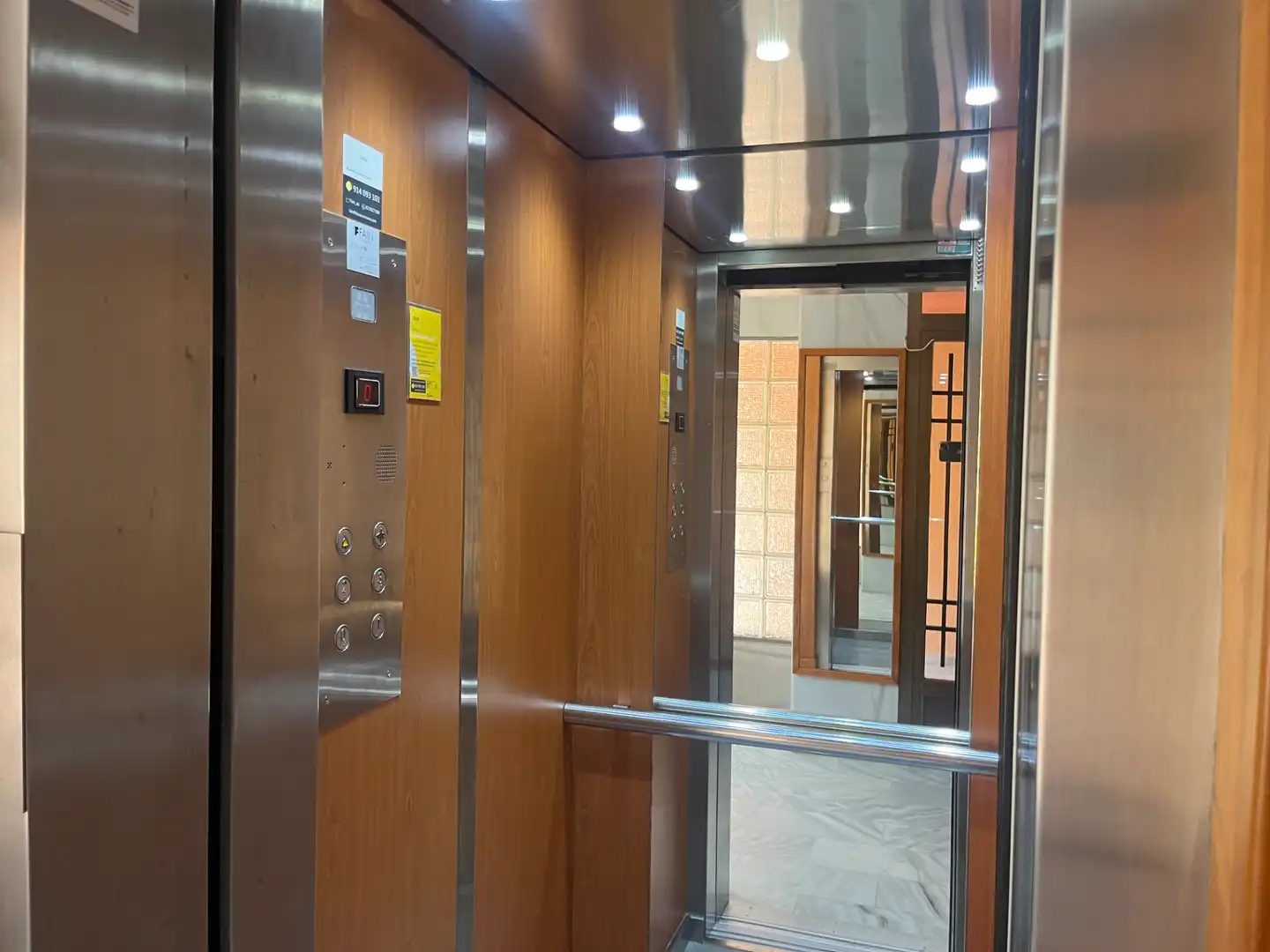 Piso en venta en Salobreña con Terraza, Trastero y Piscina comunitaria