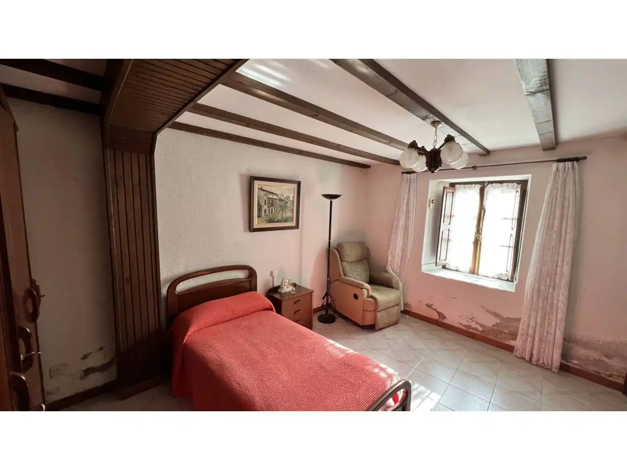 Dormitori de Casa o xalet en venda en Merindad de Montija amb Calefacció, Jardí privat i Terrassa
