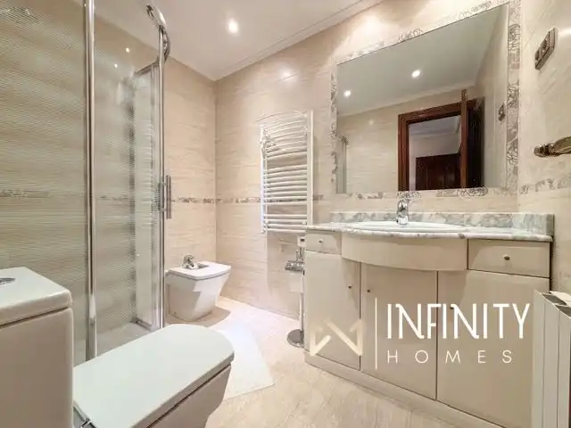 Baño de Piso de alquiler en Barakaldo  con Calefacción