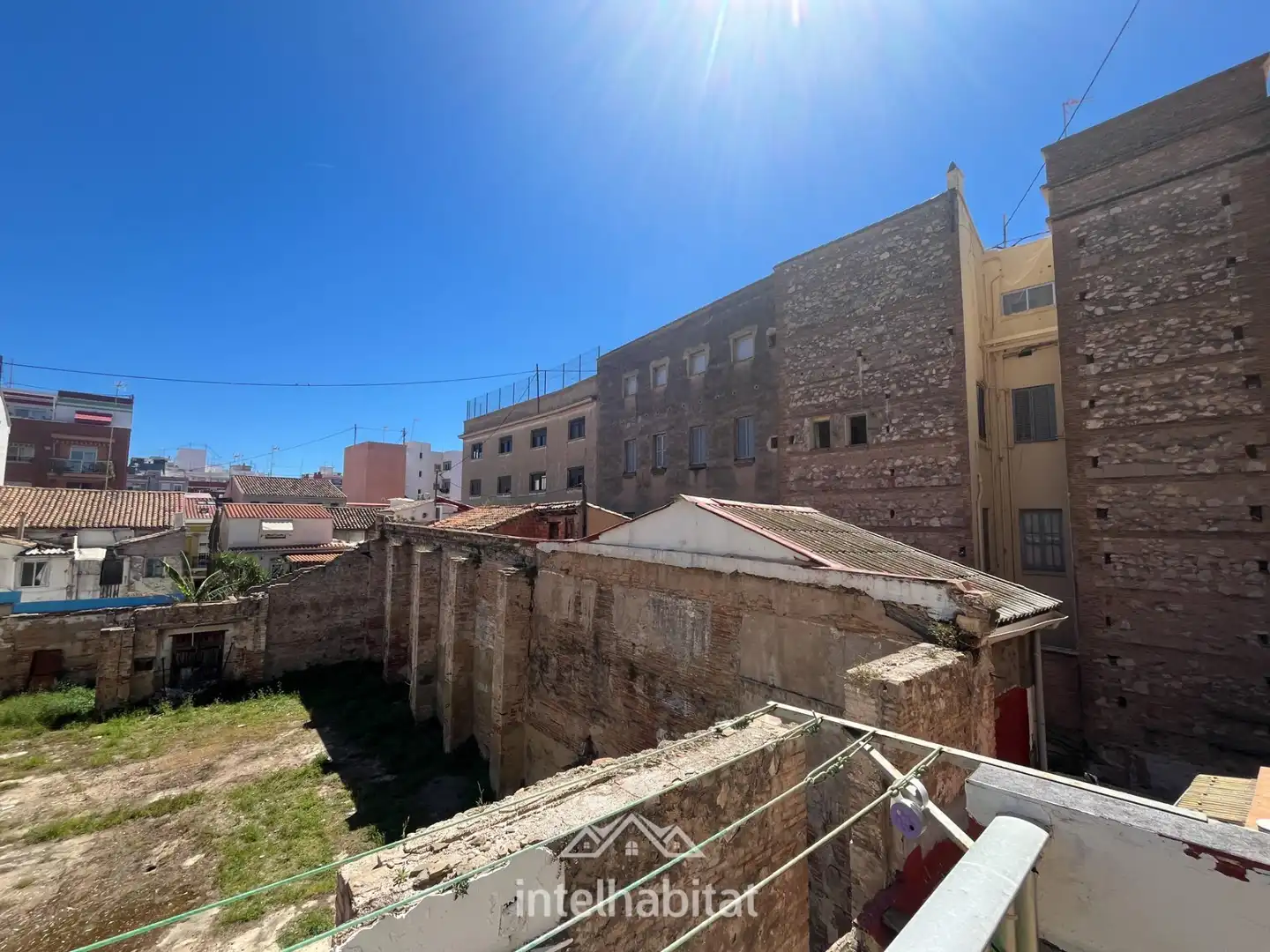 Vista exterior de Piso en venta en Valencia con Aire acondicionado, Terraza y Amueblado