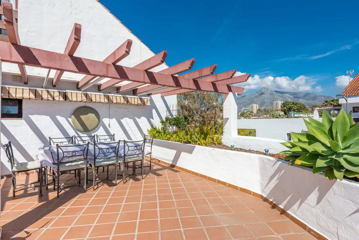 Apartament amb piscina en venda a Nueva Andalucía, imagen 23