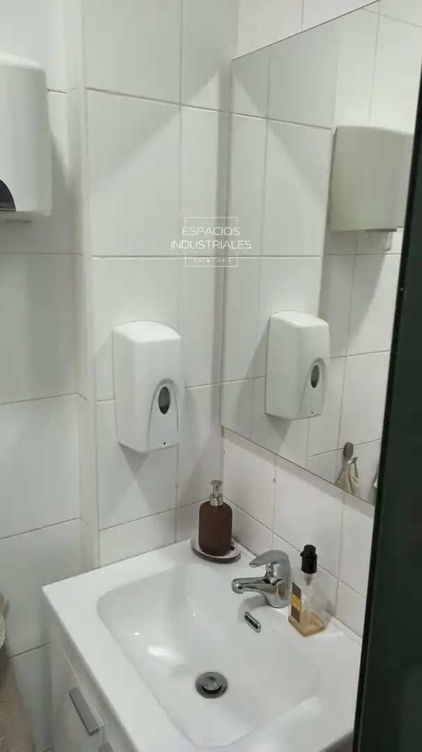 Baño de Nave industrial en venta en Mejorada del Campo