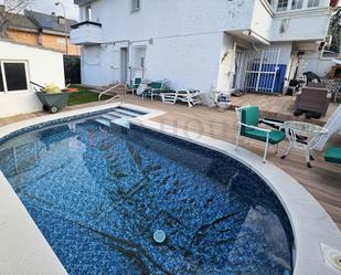 Piscina de Casa o xalet en venda en  Madrid Capital amb Aire condicionat, Calefacció i Jardí privat
