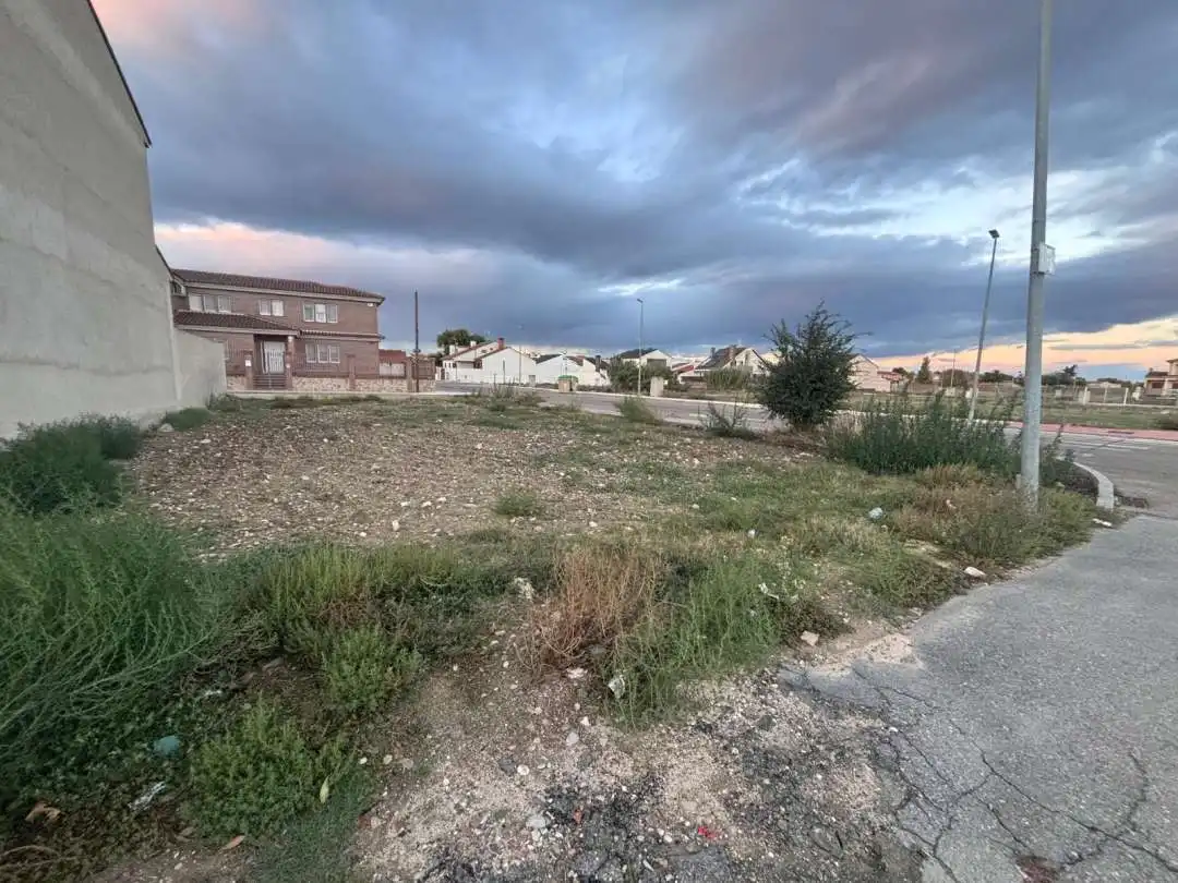 Terreny residencial en venda a Calle Huecas