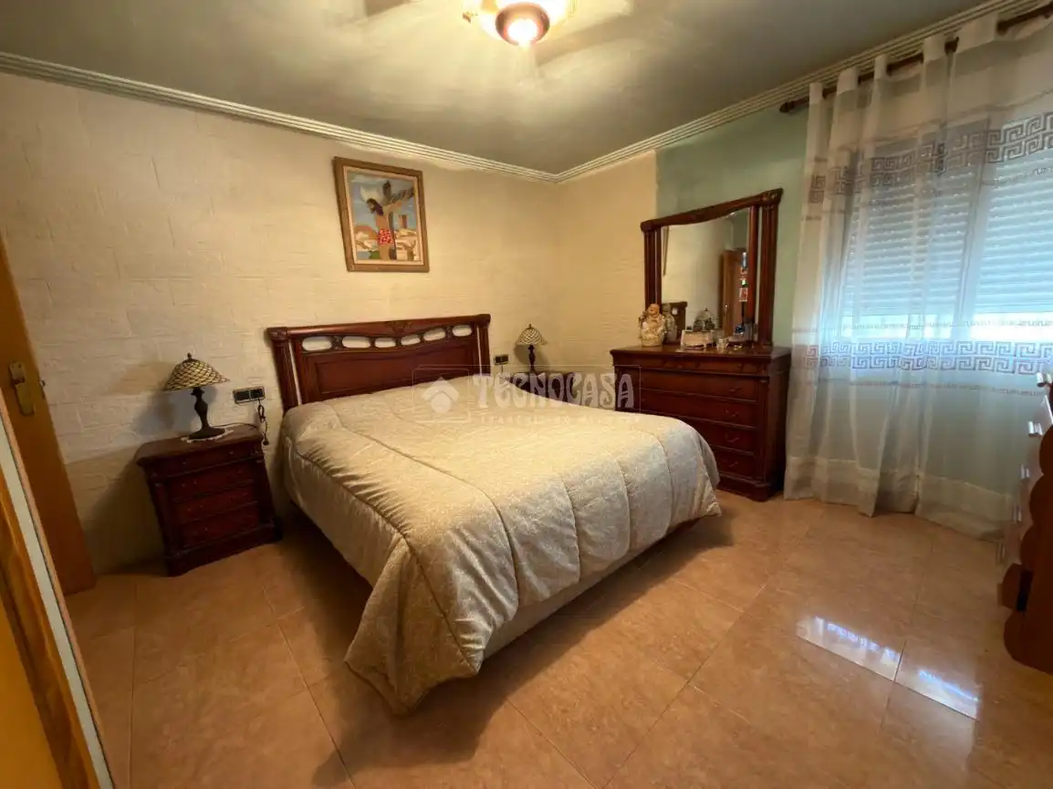Habitación de Finca rústica en venta en Paterna con Terraza y Alarma