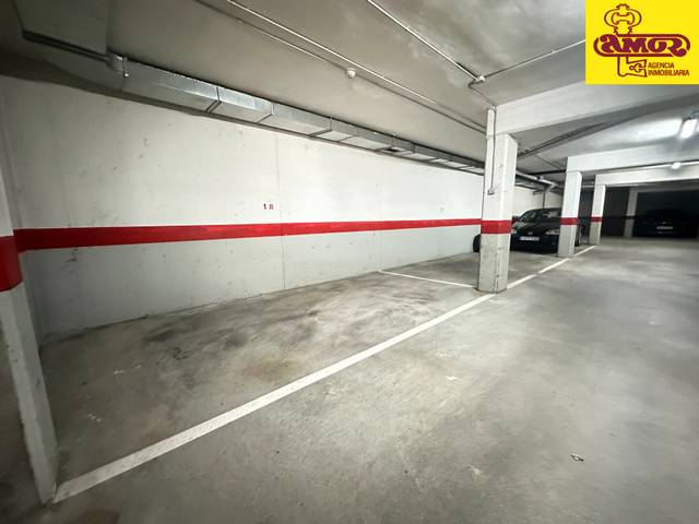 Garaje en Venta en Rúa do Castrón Douro en Ensanche - Sar