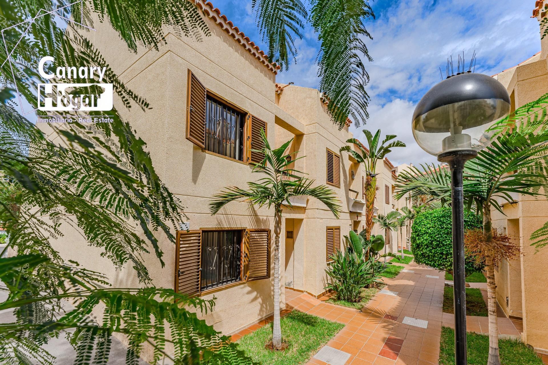 Exterior view of House or chalet for sale in Arona  with Private garden, Terrace and Storage room