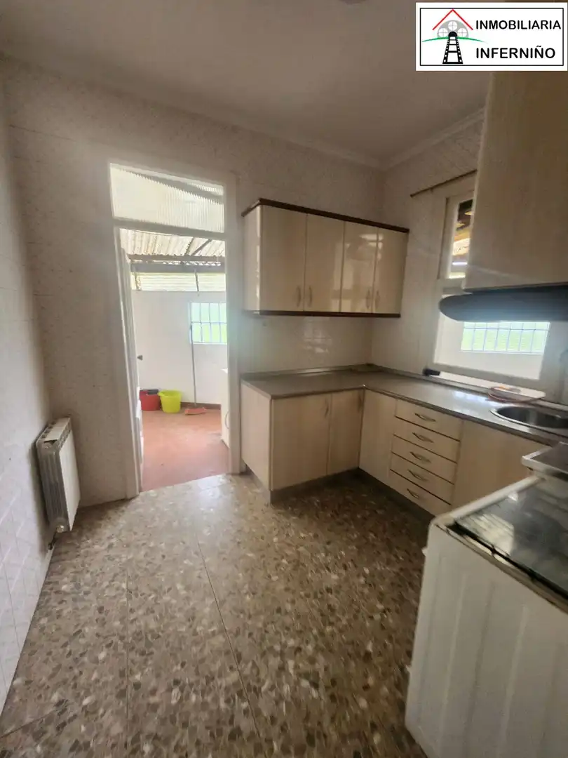 Cocina de Piso en venta en Narón con Terraza