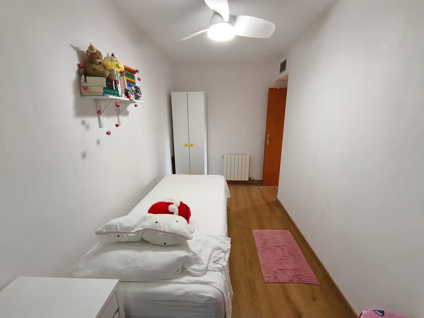 Habitación de Dúplex en venta en Girona con Aire acondicionado, Calefacción y Parquet