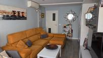 Living room of Flat for sale in Aranjuez  with Air Conditioner and Heating