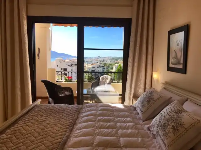 Habitación de Apartamento de alquiler en Altea con Aire acondicionado, Calefacción y Terraza