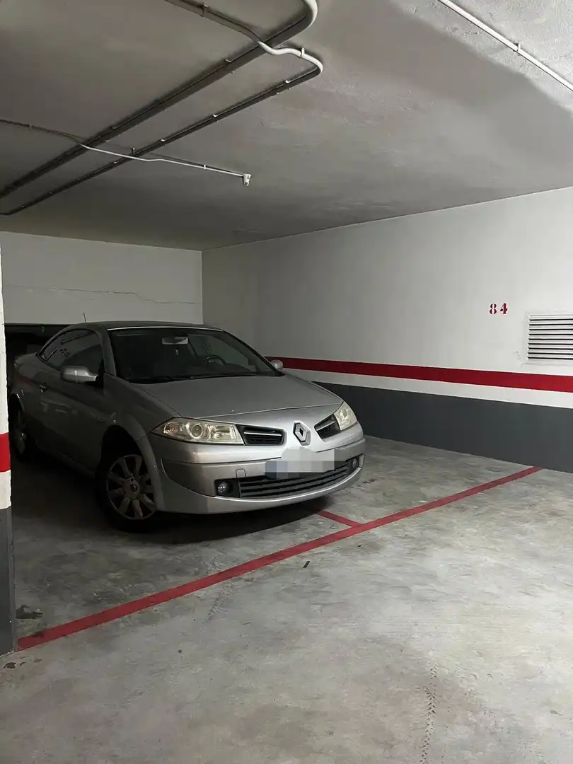 Aparcament de Garatge en venda en Oleiros