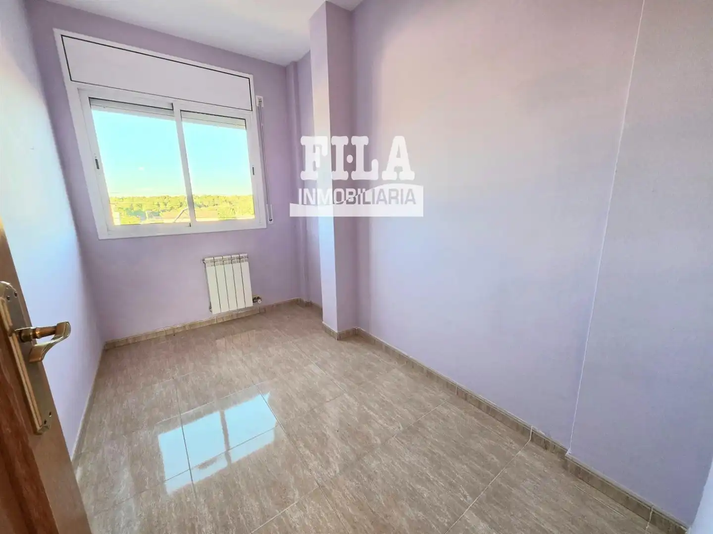 Casa aparellada amb jardí en venda a La Pobla de Montornès, imagen 28