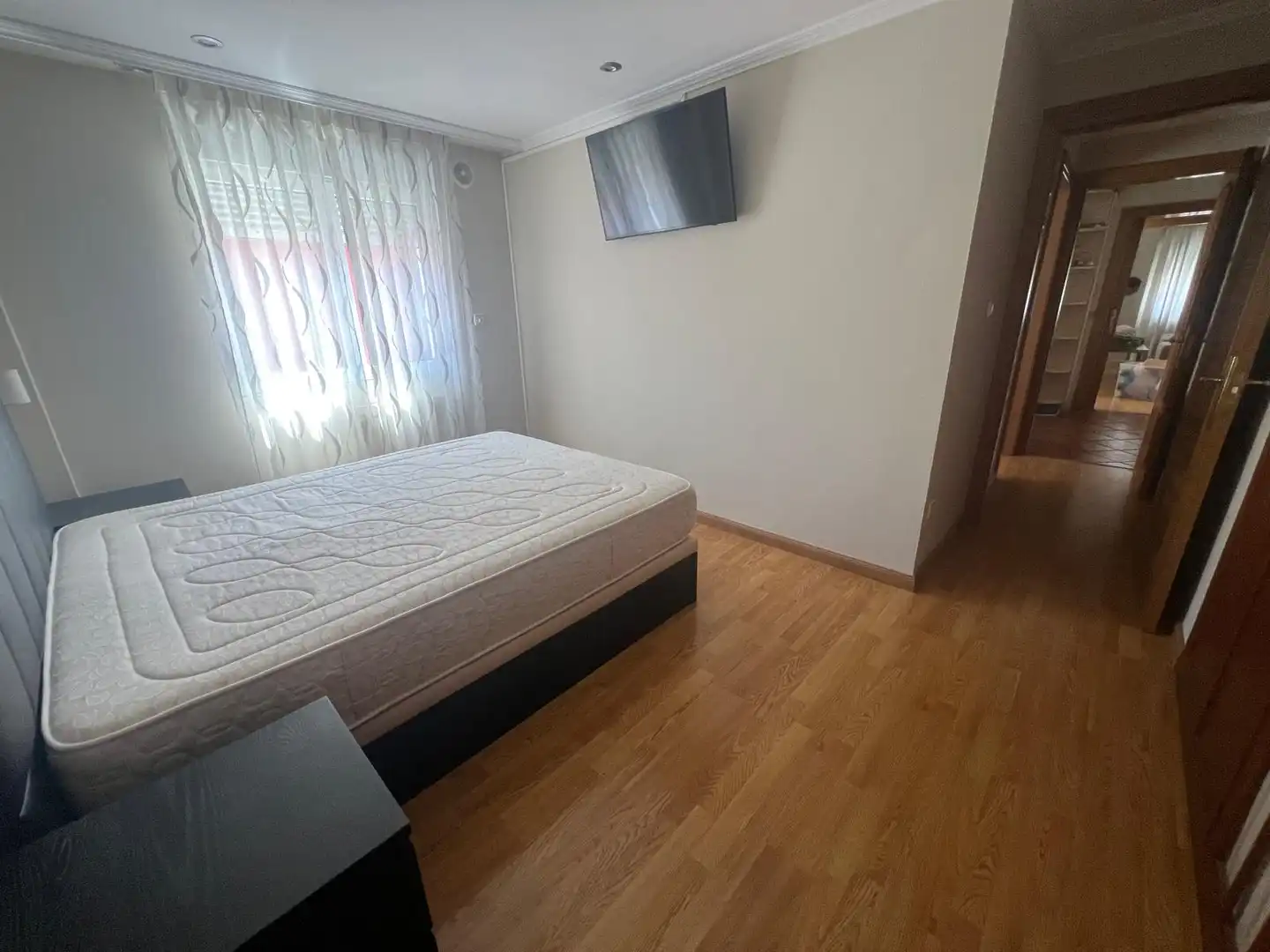 Dormitori de Pis en venda en Gijón  amb Parquet i Alarma