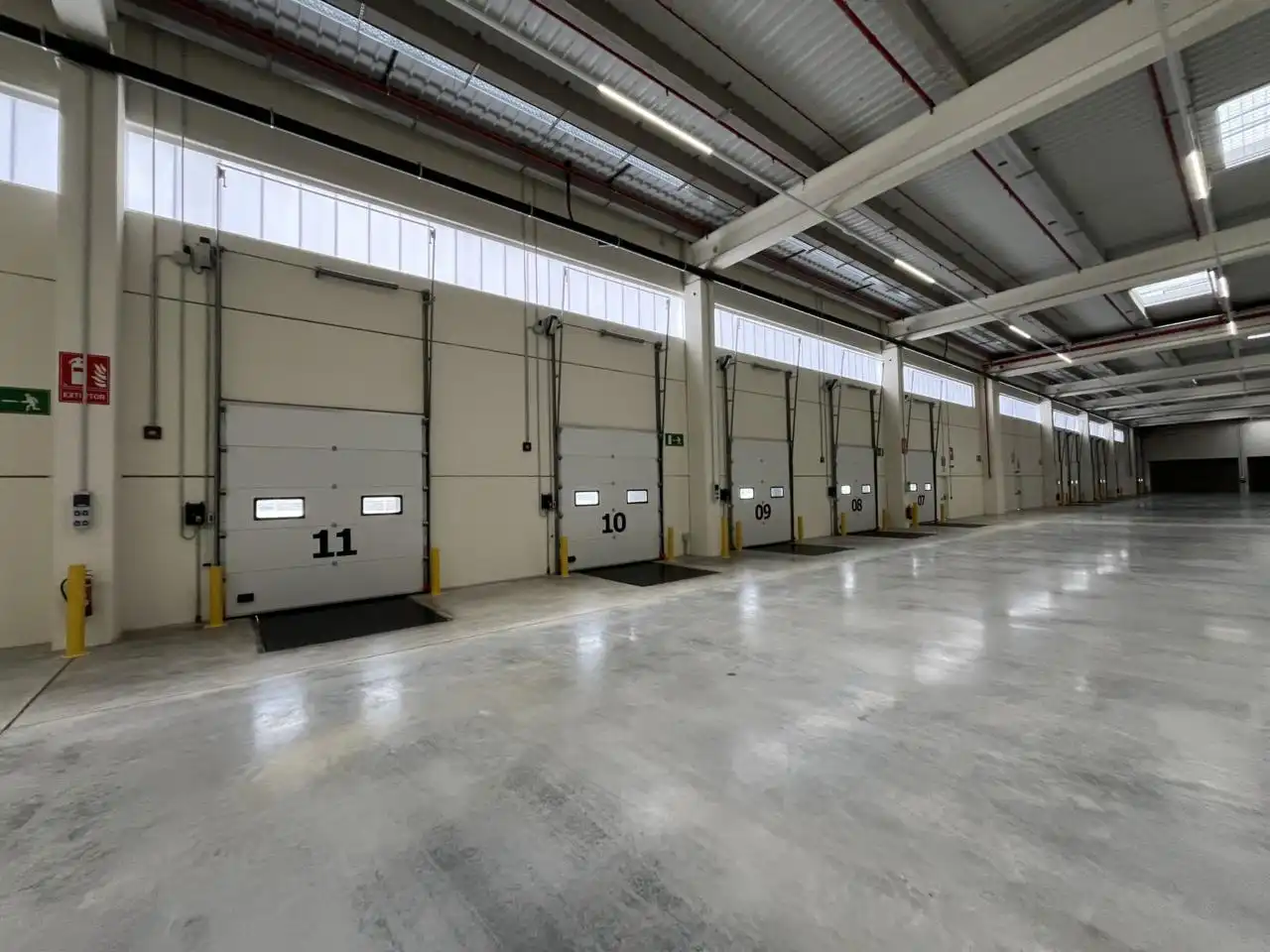 Industrial buildings for rent in Òdena  with Heating