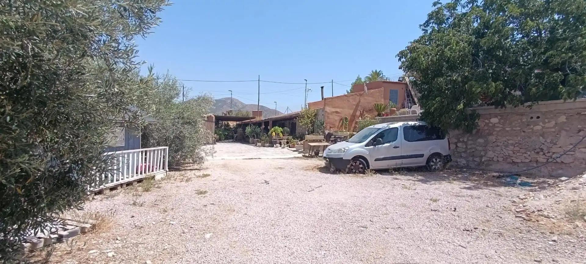 Casa o chalet en venta en Algueña con Jardín privado, Terraza y Trastero