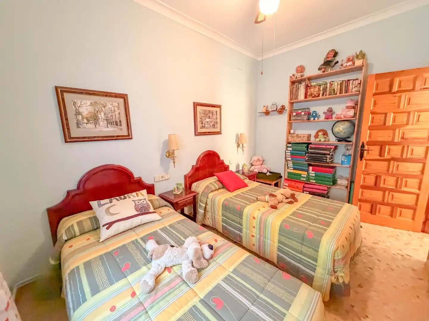 Dormitori de Casa o xalet en venda en Castellví de Rosanes amb Aire condicionat, Calefacció i Jardí privat
